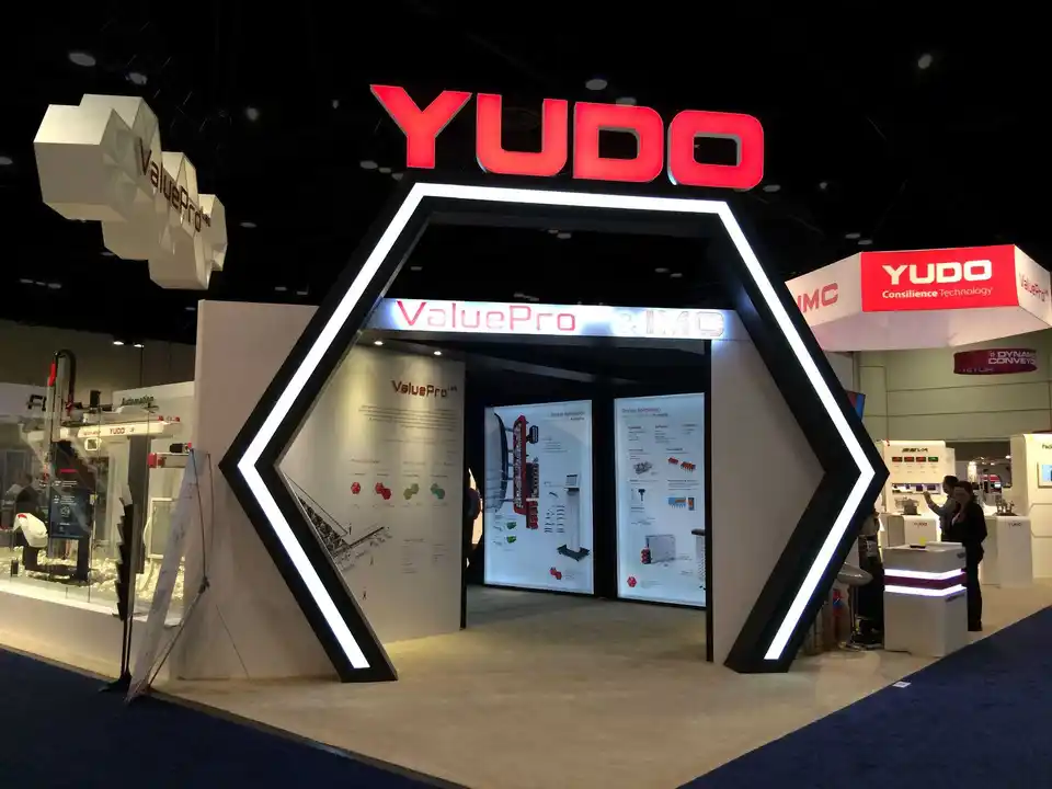 Using Lighting to Make Your Trade Show Booth Stand Out